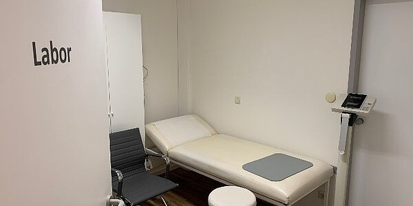 Praxisfoto Laboruntersuchungen und -diagnostik